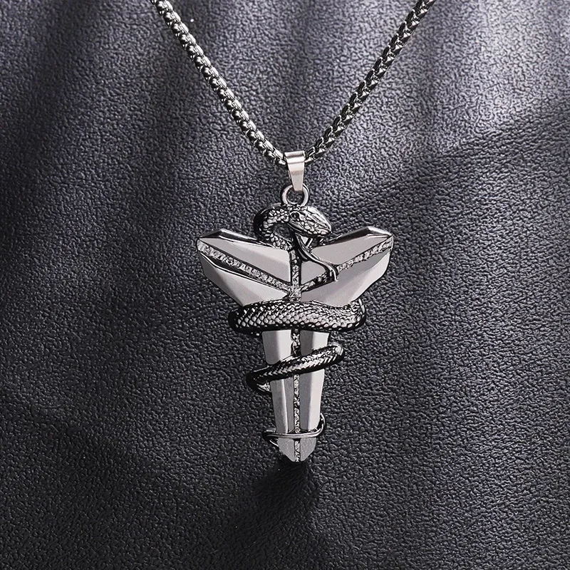 

Hip Hop Memorial Kobe Bryant Black Mamba Viper Pendant Cross Titanium Steel Necklace Basketball Fan Versatile Accessory