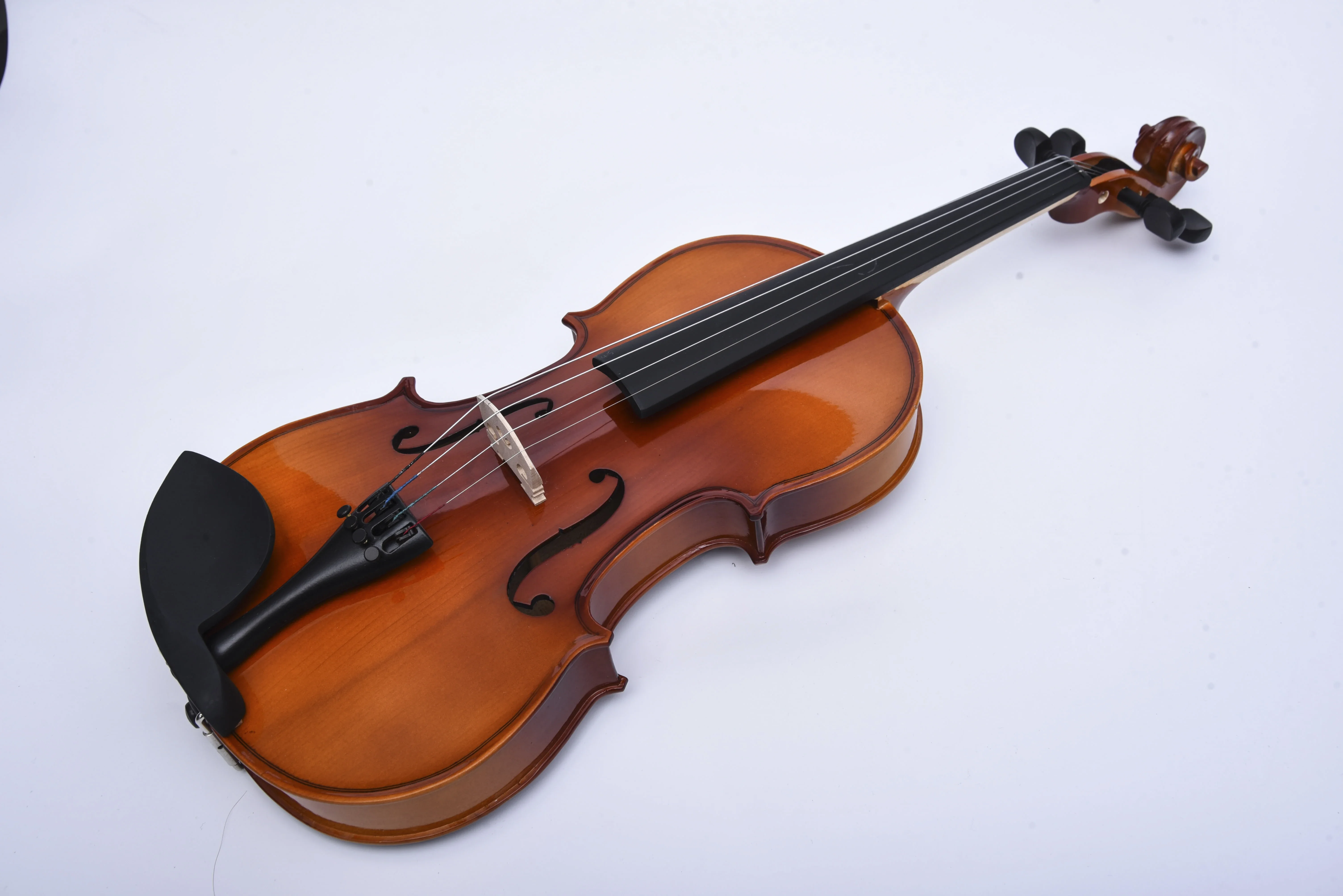 Violín de tamaño completo con tapa de madera maciza de abeto y parte trasera de arce, fabricado en China a la venta, que acepta OEM ODM 1/4 1/2 1/8 3/4 4/4