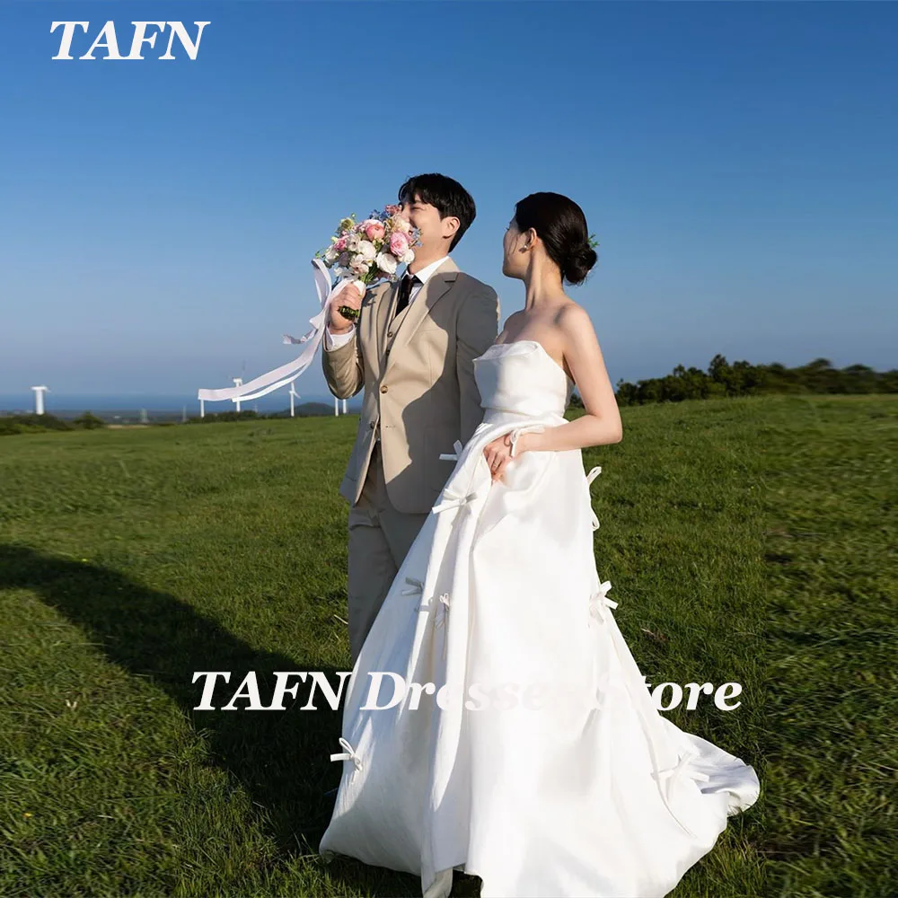 

TAFN A-line Elegant Wedding Dresses Strapless Satin Korea Bridal Gown Custom Made Photo Shoot Draped Bow Gown for Bride