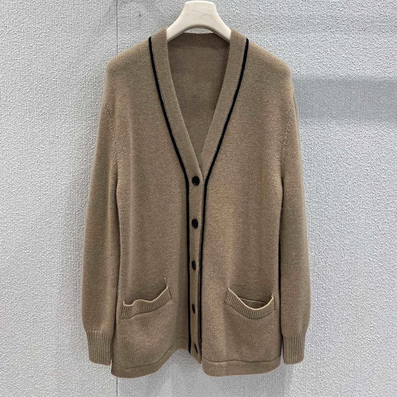 

Высококачественный женский новый кашемировый вязаный кардиган с контрастным подолом и покрытием средней длины, свитер на ягодицы 2593014.