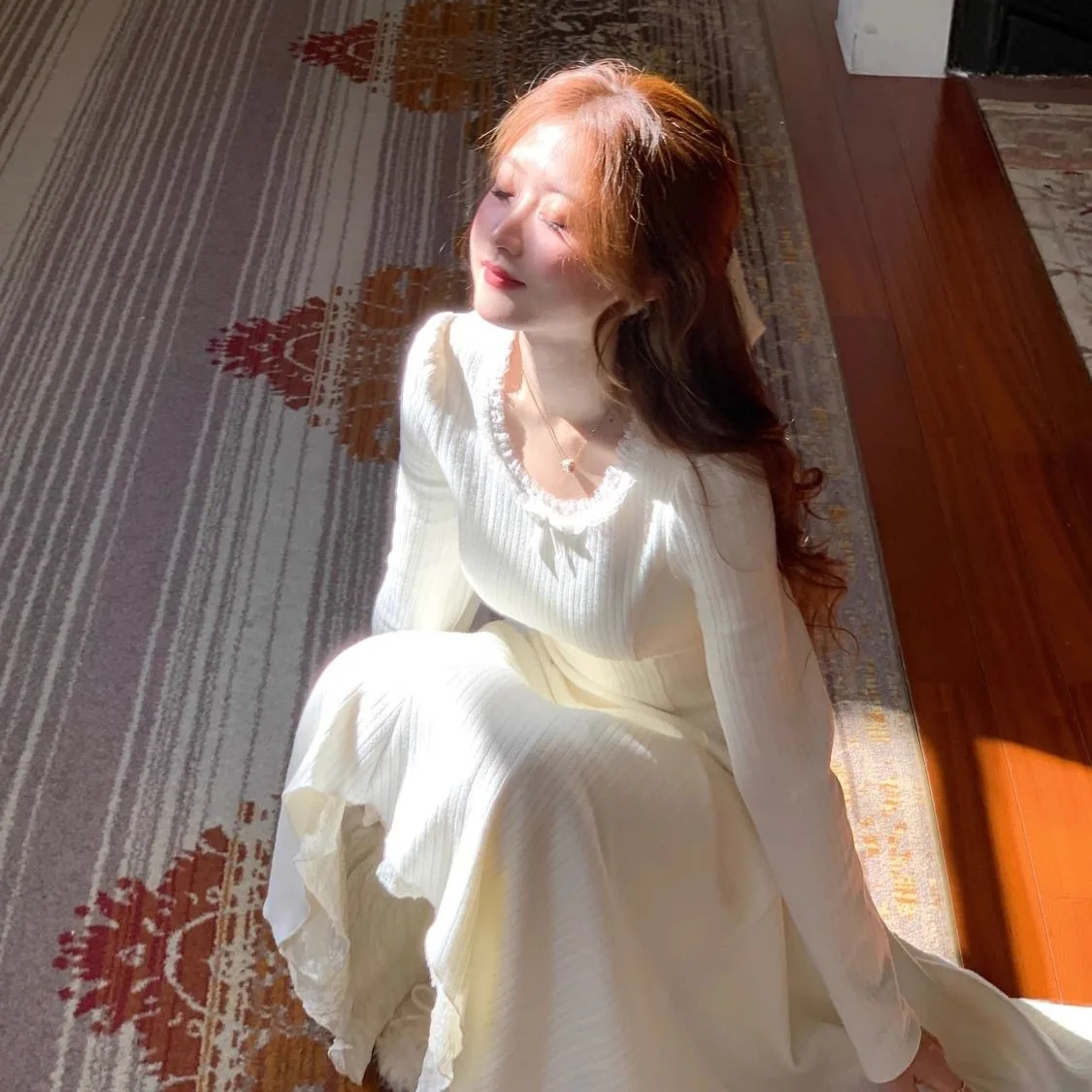 Robes femmes robe sans épaule été Satin perle décorative à volants plissé Midi Banquet soirée haut de gamme exquis noël