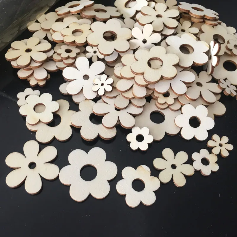 

50pcs Wooden Flowers Ornaments with Hole Handmade Wooden Crafts Accessories for Scrapbook DIY Home Decoration