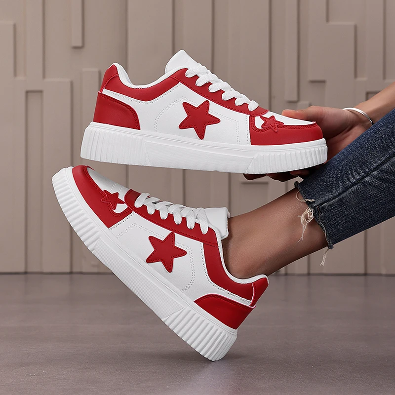 A pair of children's four-season leather sports shoes with star pattern, individualistic casual shoes, sizes 36-42，YZ-5522X
