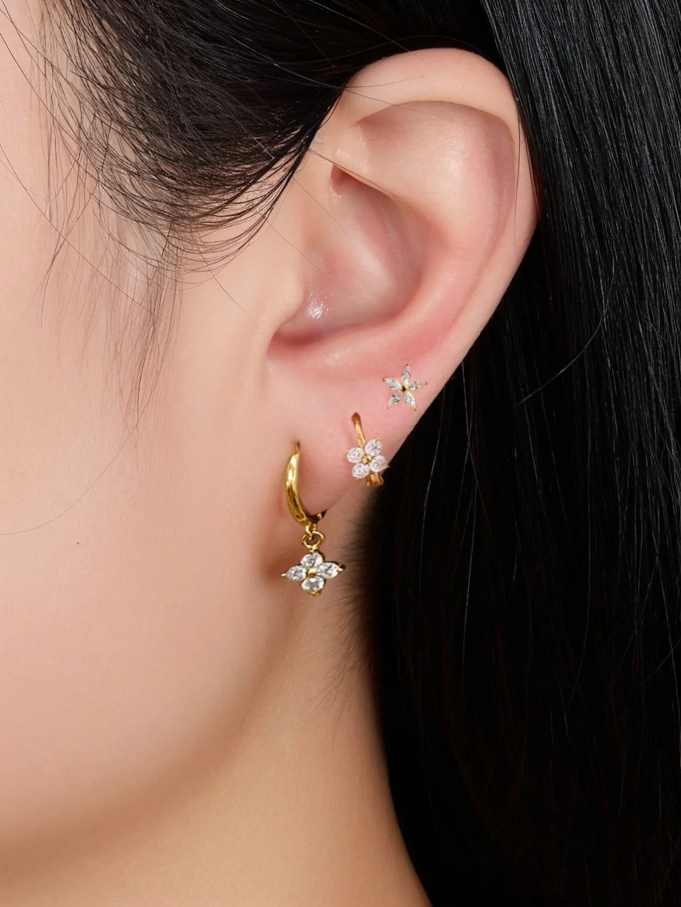Golden Star Blume Schleife Creolen Set für Frauen Kristall Helix Tragus Knorpel Huggie Ohrringe Piercing Schmuck – Detail 8
