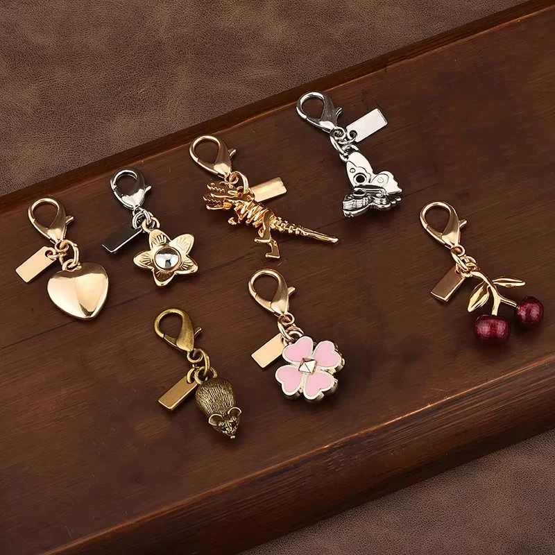 Bear Metal Car Key Chain Creative Metal Key Chain Golden Cherry Keying Purse Handbag Decoration Car Backpack Accessory Keyring