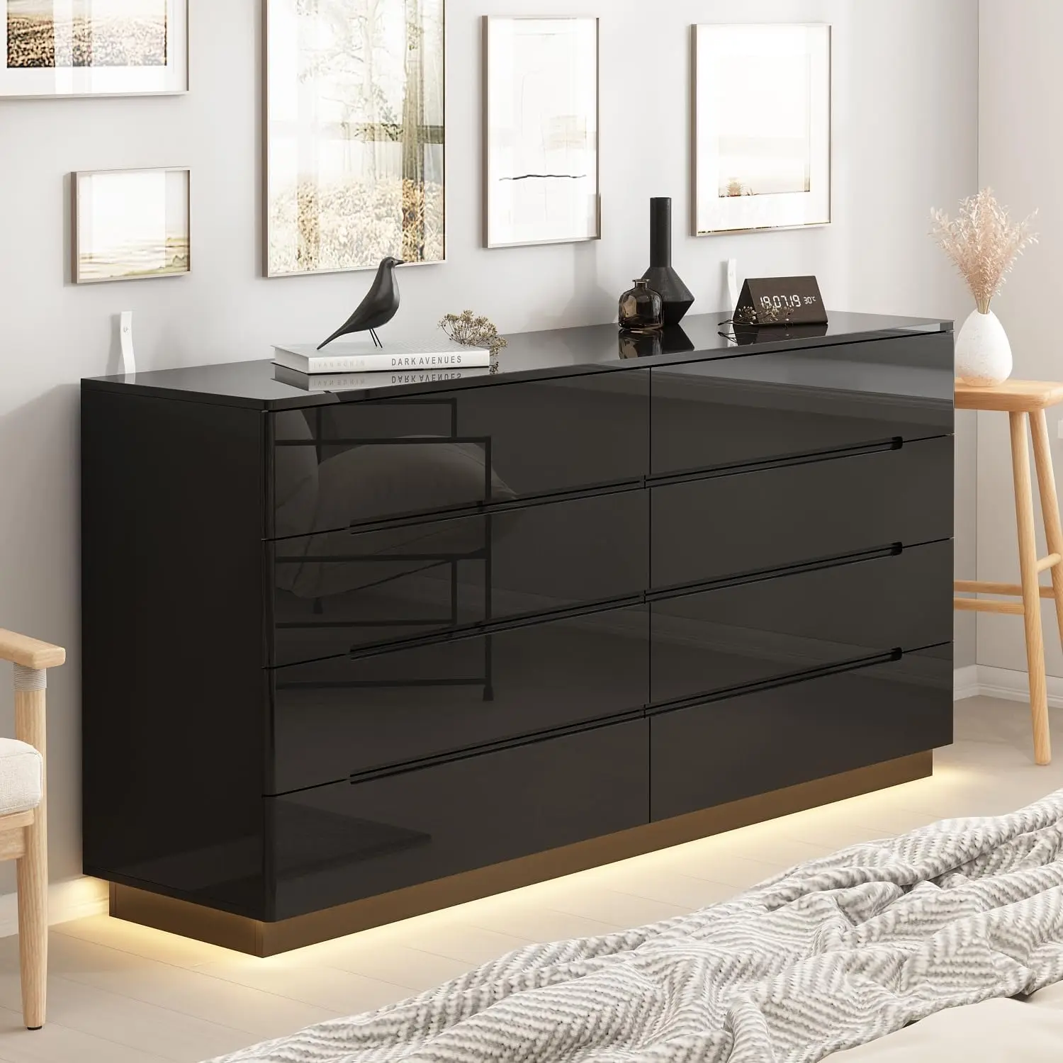 Large 8 Drawer Double Dresser with Light, Modern Dresser Chest of Drawers with High Glossy Surface for Bedroom, Black