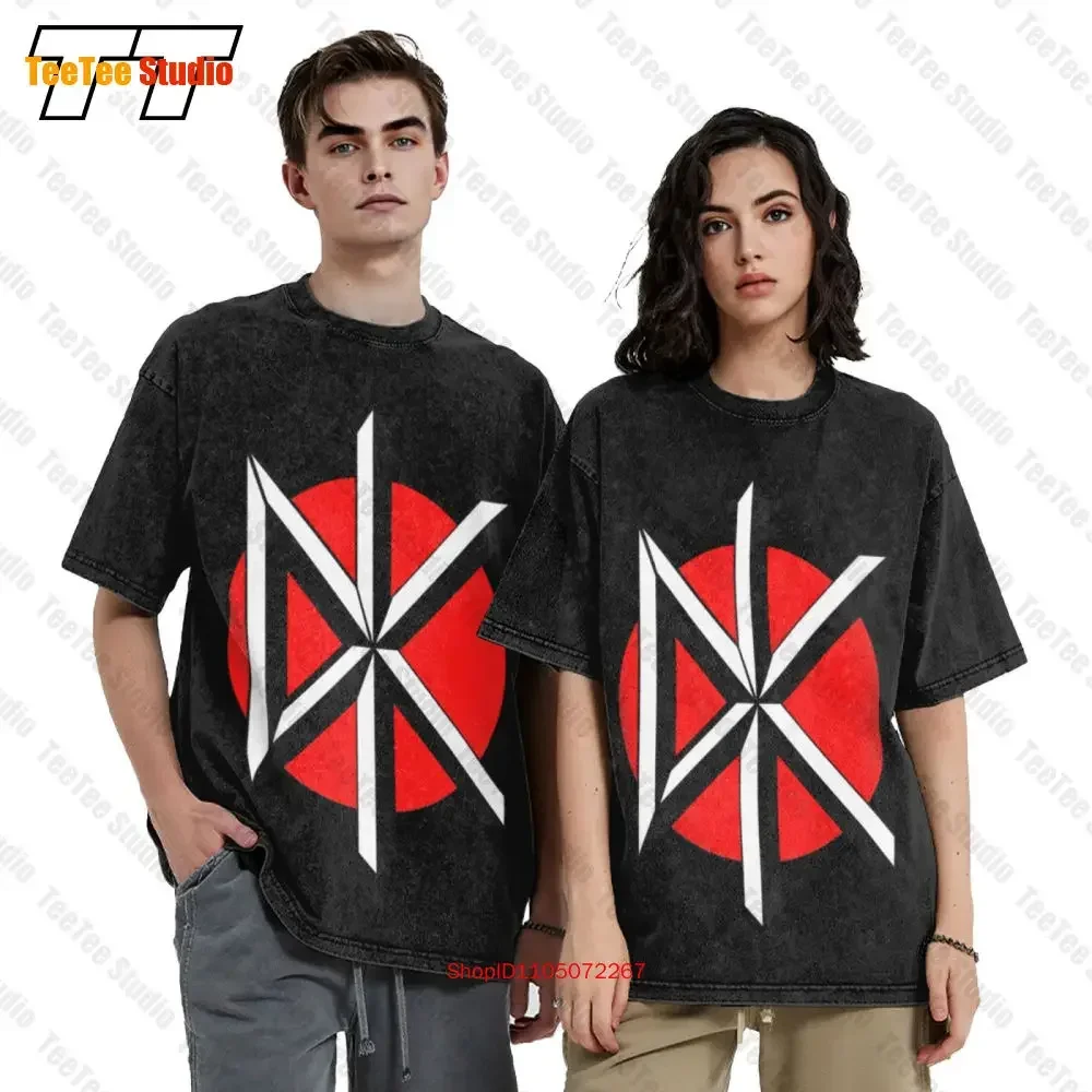 تي شيرت Dead Kennedys Vintage كبير الحجم بشعار Dk أسود 8XKN