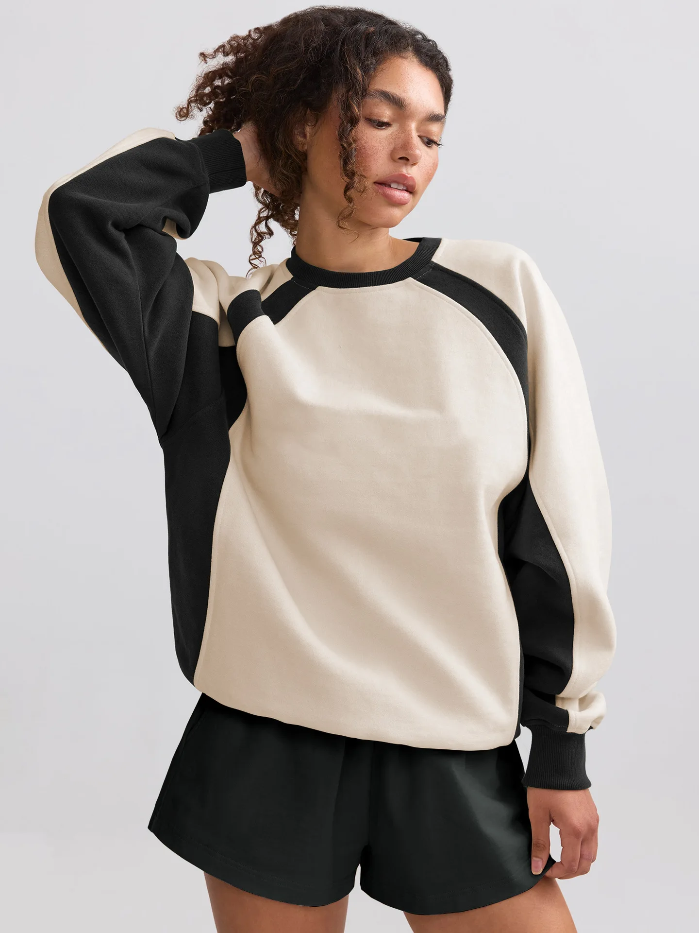 

Trendy Women's Sweatshirt O-neck Street Trend Color Beauty Women Lantern Sleeve Loose Autumn Winter Pullover Women Sporty Top