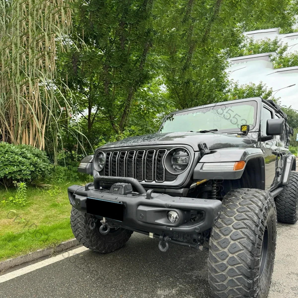 ل جيب رانجلر JK JKU 2007 2008 2009 2010 2011 2012 2013 2014 2015 2016 2017 Lantsun J400 2024 نمط المصد الأمامي شبكة مصبغة #5