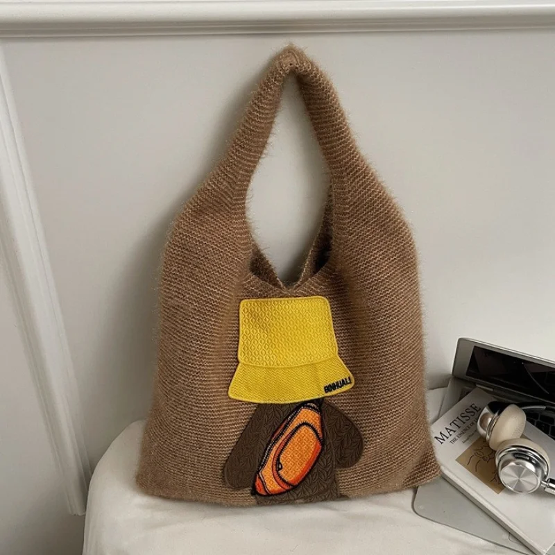 

Корейская креативная нишевая тканая сумка, дизайнерская модная милая вязаная мягкая сумка-тоут, женская повседневная универсальная сумка для покупок на плечо