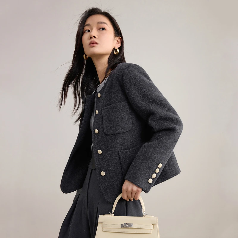 

SENTUBILA Women's Sheep Wool Double Faced Overcoat Winter 2026 O-Neck Short Multi Color Optional Elegant Casual Tops W54OG8767
