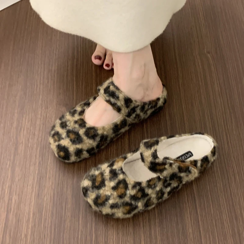 

Fur Cotton Slippers Women Warm Fashion Dress Mules Shoes Short Plush Woman Botas 2025 Winter Cozy Casual New Femme Snow Boots