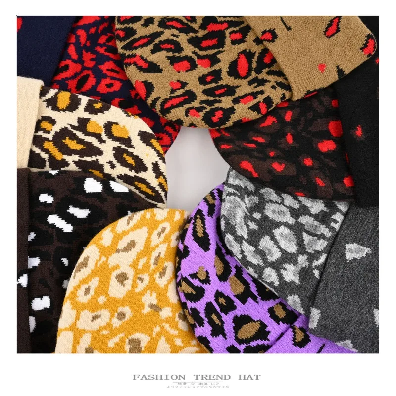 Individuell bestickte Logo-Strickmütze mit Leopardenmuster, warm und ohrenschützend für Herbst und Winter, Hip-Hop-Ohrenschutz-Skull-Beanie. – Detail 2