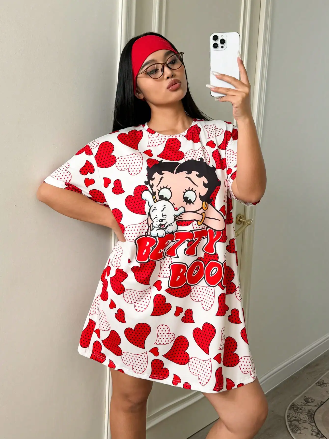

Ночная рубашка с круглым вырезом и короткими рукавами с принтом в виде сердца Betty Boop для женщин, милая летняя одежда для дома