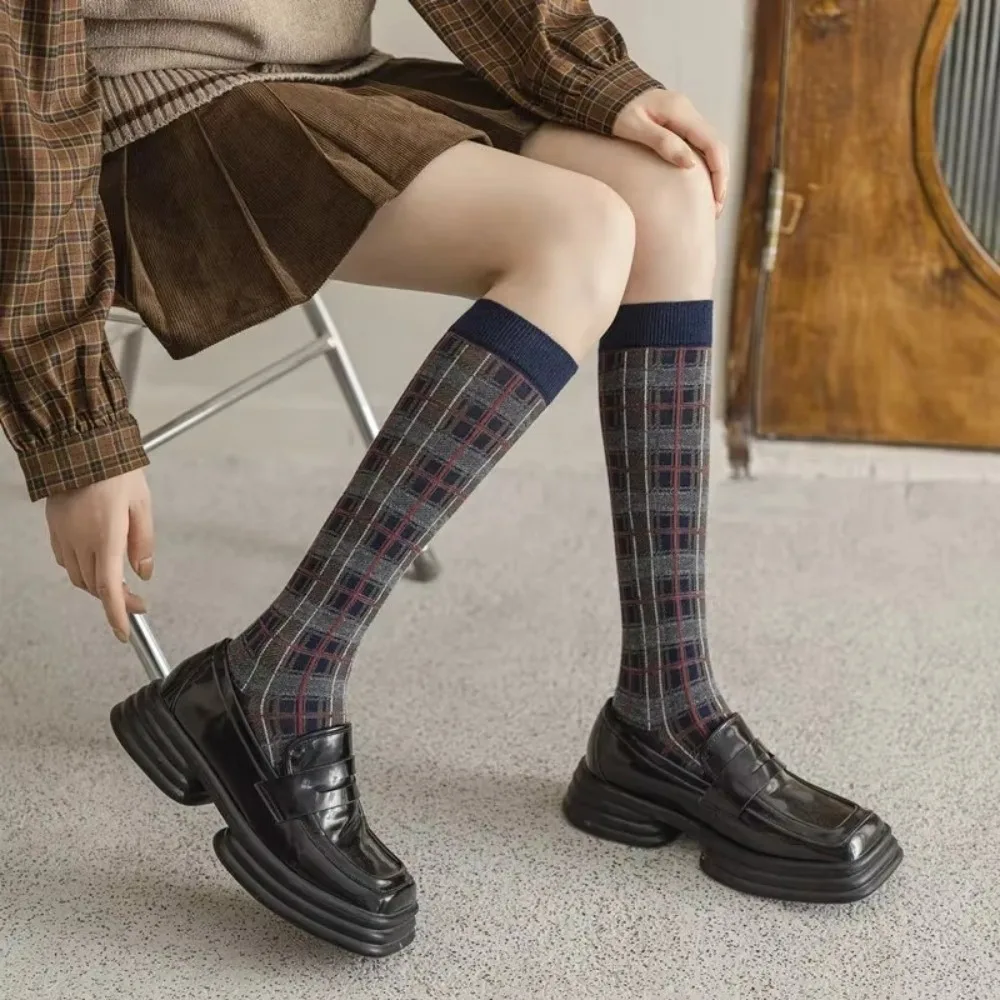 

New Harajuku Retro Plaid Long Socks Cotton College Style Women Stockings Knitted Vintage JK School Girls Knee Socks