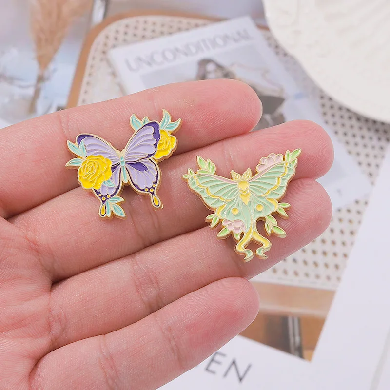 Insect Flower Butterfly Enamel Pin Animal Decorative Backpack Clothes Lapel Pin Woman Jewelry Brooch for Friend Gift Accessories