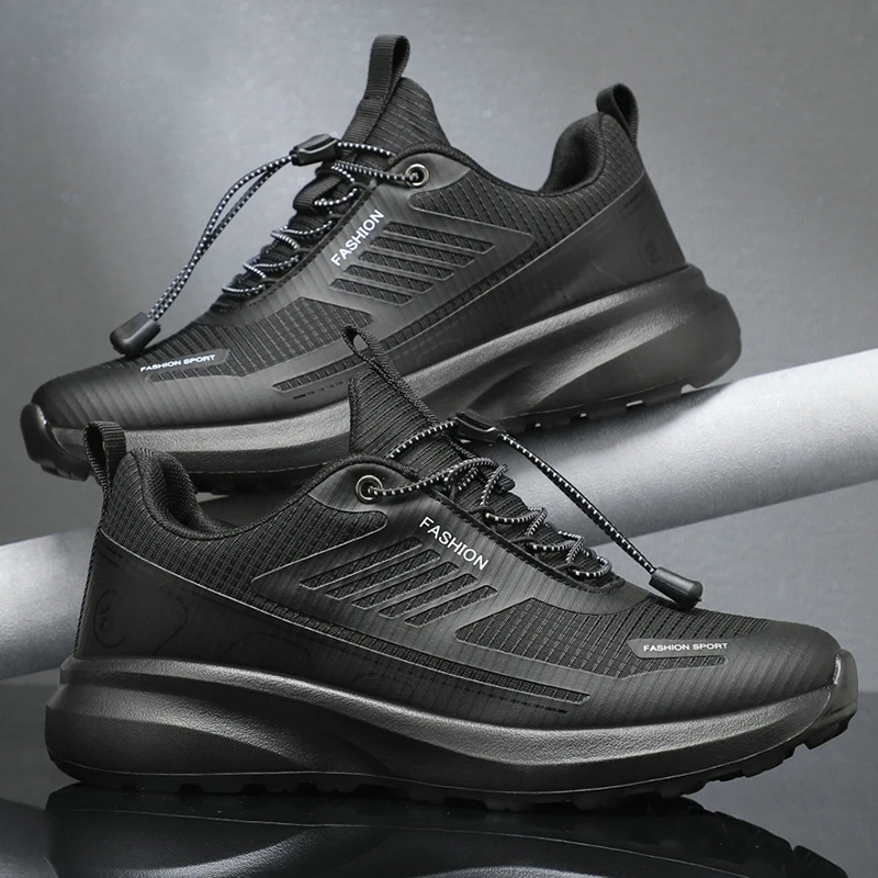  أحذية رياضية بيضاء شهيرة للرجال لعام 2025 - مريحة على طراز لوفر، خفيفة الوزن ومسامية، متينة وغير قابلة للانزلاق، سهلة التنظيف، عصرية #4