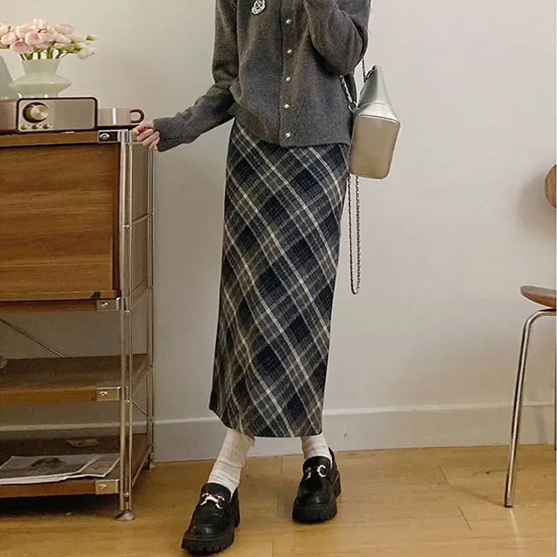 

Retro Woolen Plaid Skirt Women's Autumn and Winter New Elastic High Waist Mid-Length Slit A-Line Hip Skirt