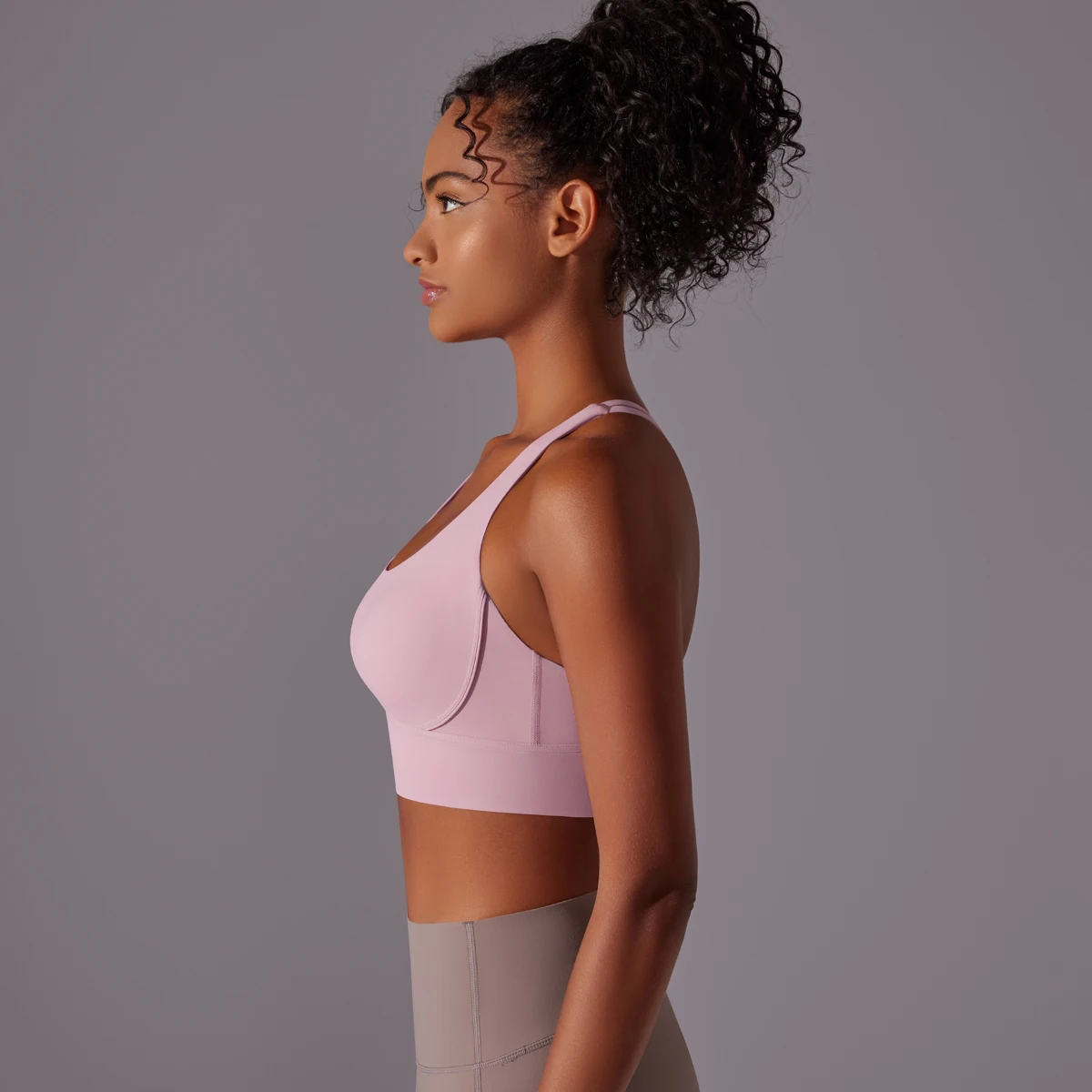 

Woman Sports Yoga Cross Bra Solid Color Gather Seamless Shockproof Workout Top Summer Gym Sexy Running Workout Yoga Bra