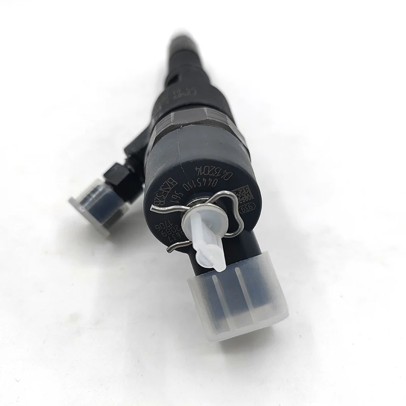 04132014  Fuel Inyector Nozzle Common Rail Injector 0445110561 for  Deutz KHD TD 2.9 L4 & TCD 2.9 L4