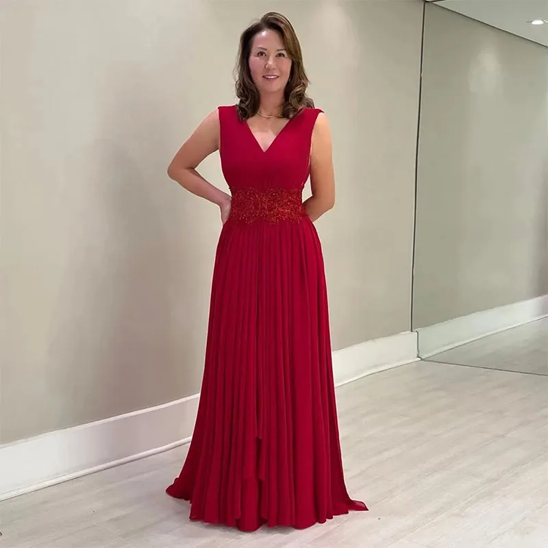 

Red Mother Of The Bride Dresses With Lace Sash Pleated Wedding Guest Dress V Neckline Chiffon Floor Length A Line Evening Gowns