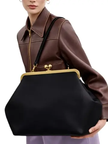 Large Clip Bags For Women Famous Brands Runway Styles Frame Kiss Lock Shell Handbag Classic Fashion Exquisite Trend Shoulder Bag