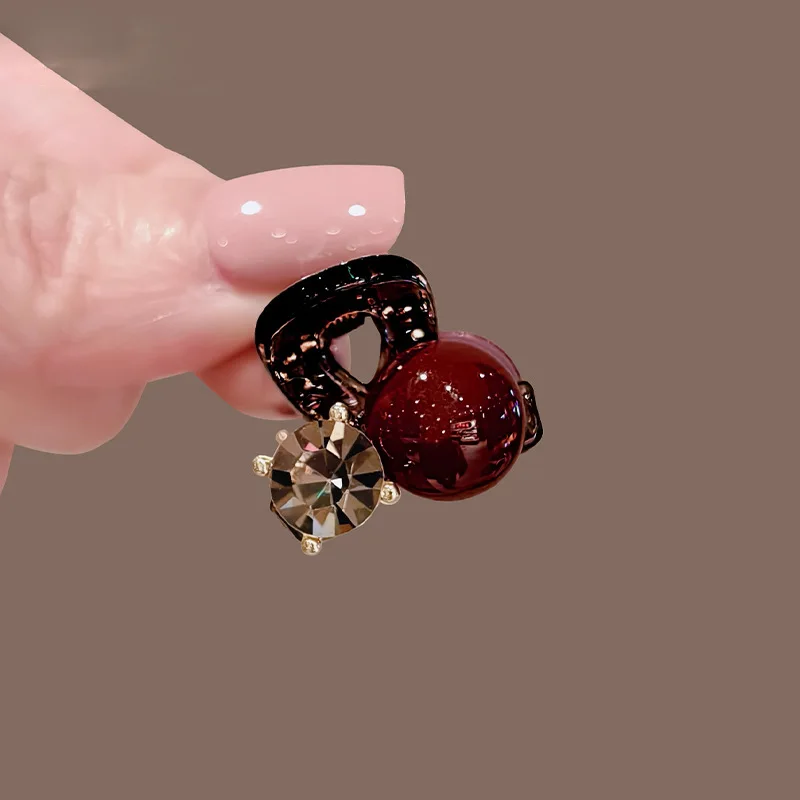 

2pcs Red Mini Hair Grab Clip Girls Sweet Hair Claw Elegant Rhinestone Small Hairpin Clip Barrettes Headwear Style Accessories