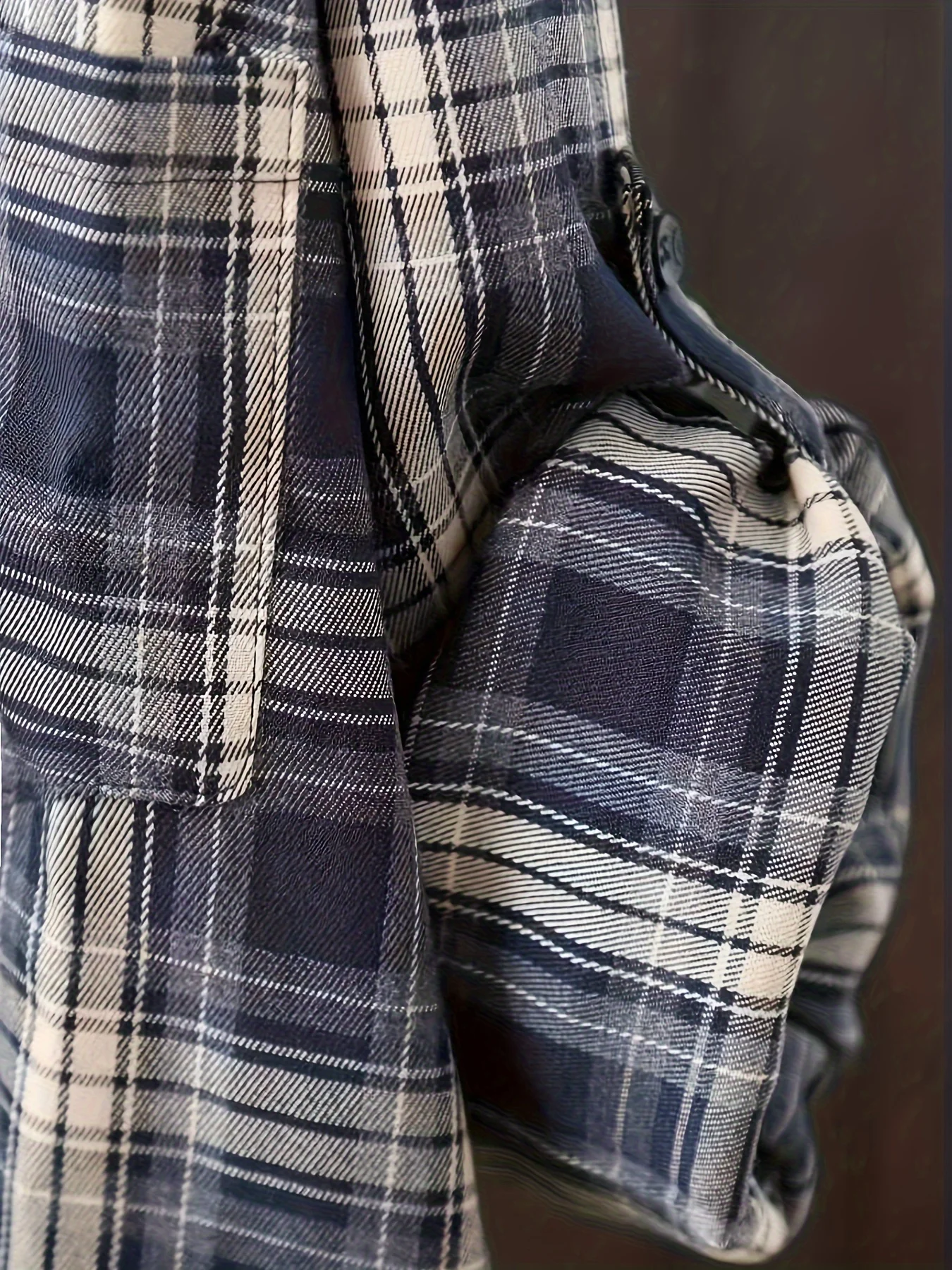 Plus-size Women's Top Black and White Plaid Polo Collar Shirt Spring and Summer Commute To Wear with 2025 Explosion image 3