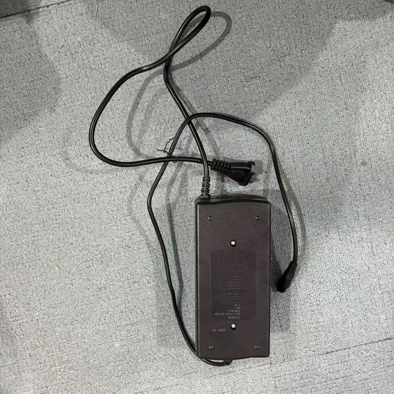 

Зарядное устройство для электросамокатов 60V 67.2V 72V 84V 2A 5A для Geofought X13 X14 FLJ Tursor Dokma K-Cloud HCBK Escooter