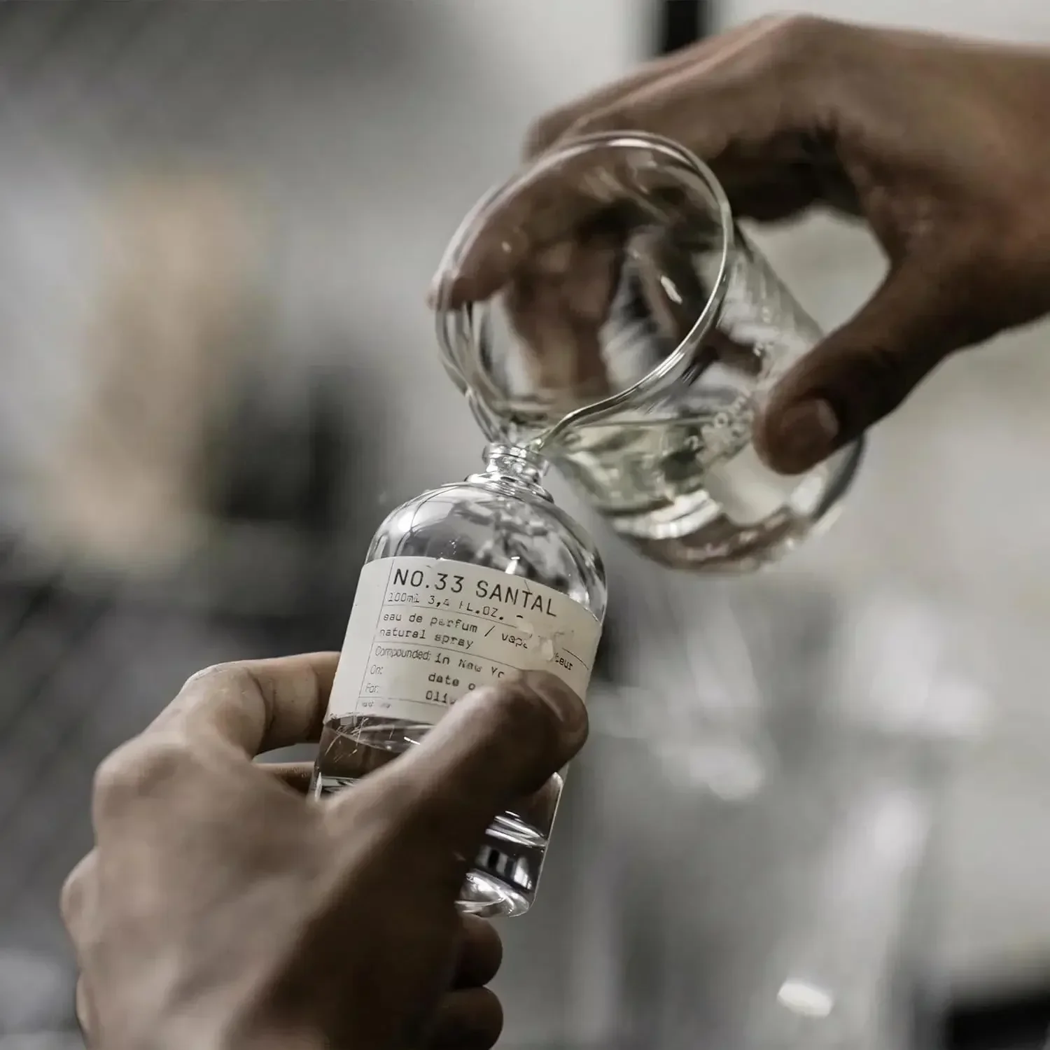 No.33 Santal EDP 3.4oz - عطر وودي كهرماني طويل الأمد للجنسين، هدية فاخرة لعيد الميلاد والعطلات