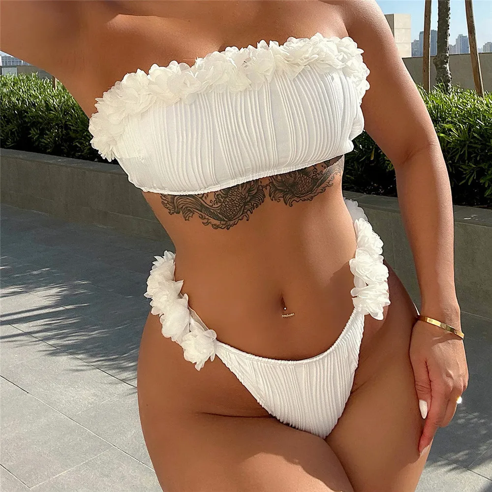 Maillot de bain blanc à fleurs, sexy, sans épaules, culotte tanga, taille haute, ensemble deux pièces, vêtements de plage, pour femmes, 2024