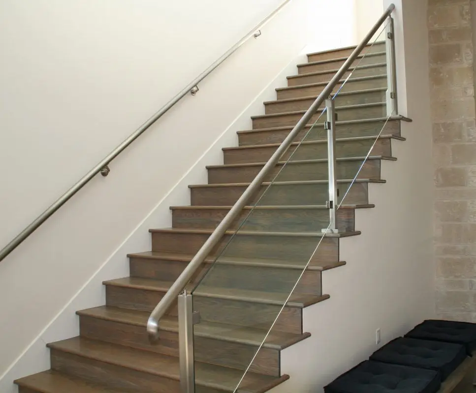 

Wholesale Suppliers Terrace Glass Balustrade Safety Stainless Steel Handrail for Stairs Railing Outdoor Fence Glass Railings
