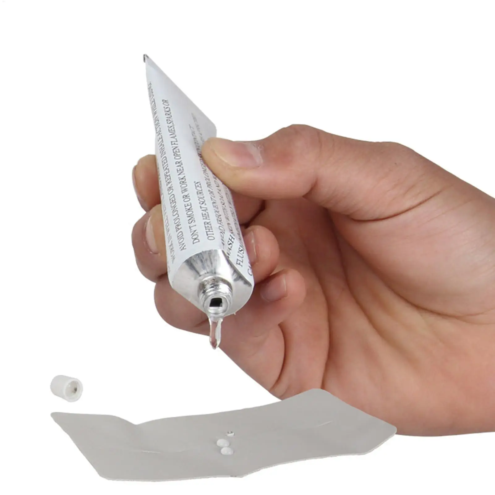 PVC Boat Adhesive 30ml Inflatable Boat Repair Glue Strong Adhesive Repair Tool for Kayak Paddle Boat Inflatable Boat Raft