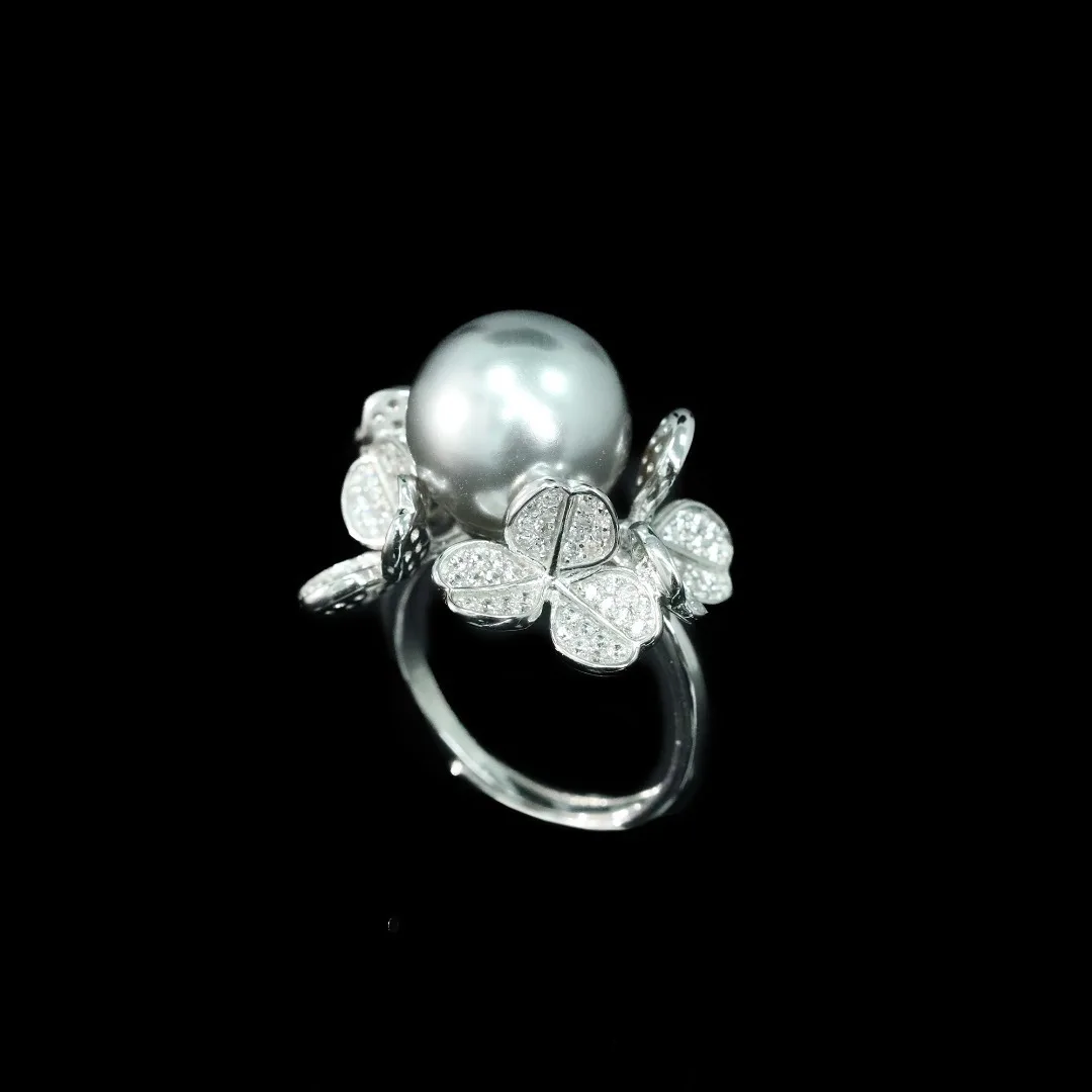 925 Silver Grey 11mm Shell Pearl Clover Ring High Carbon Diamond Delicate Plant Style Fine Jewelry for women Daily  Party wear