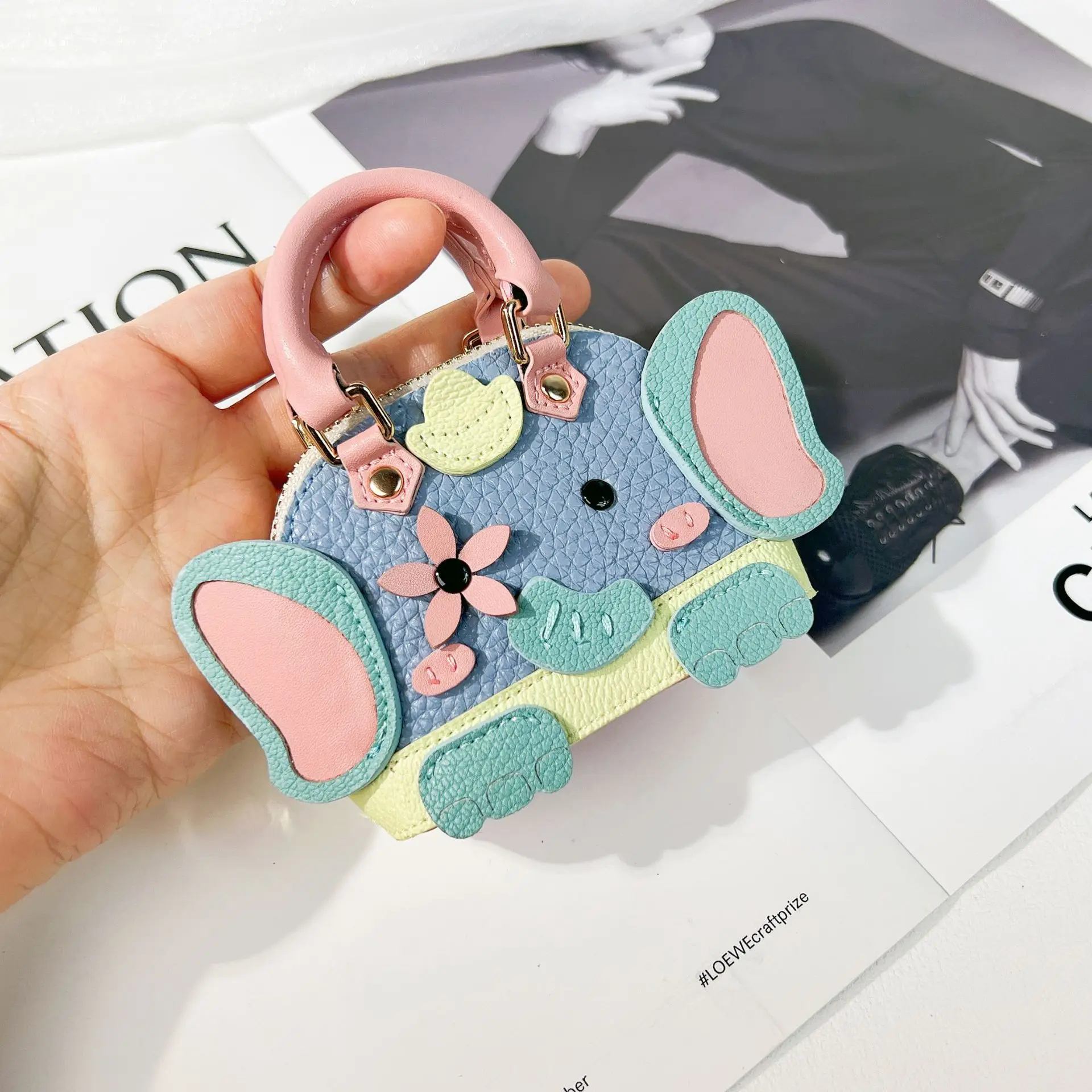 Mini Pink Elephant Bag Same Style Puppy Elephant Earphone Bag Mini Diagonal Cross Change Bag Mouth Red Envelope Female