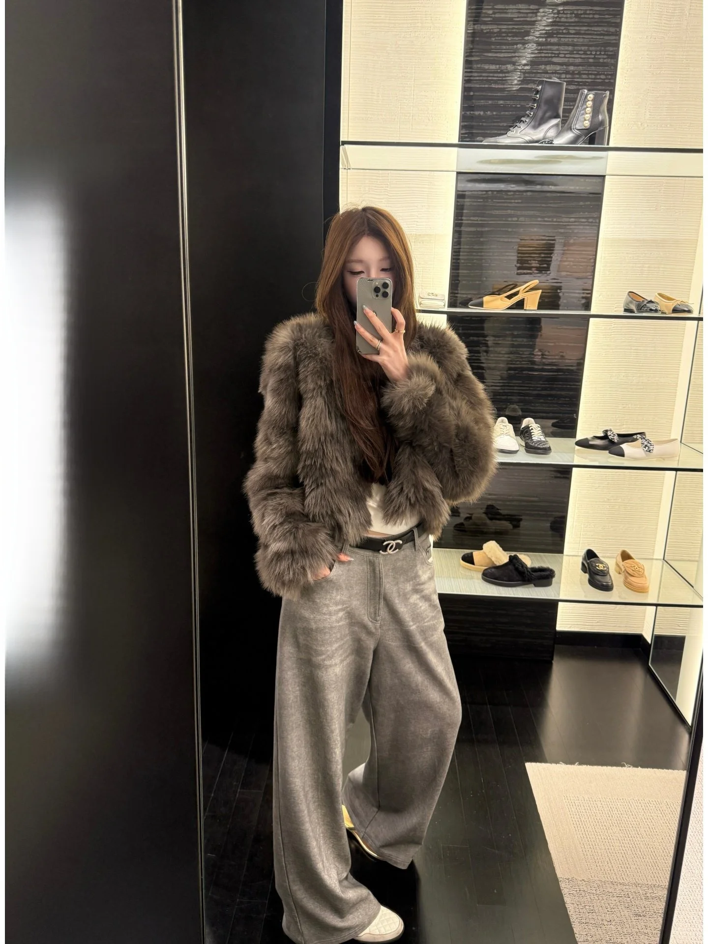 

Экологичная женская куртка из искусственного меха с матовым дизайном, внутренней отделкой из замши и бархата, теплая верхняя одежда, бренд Yangzifan, молодежная повседневная длинная модель S...