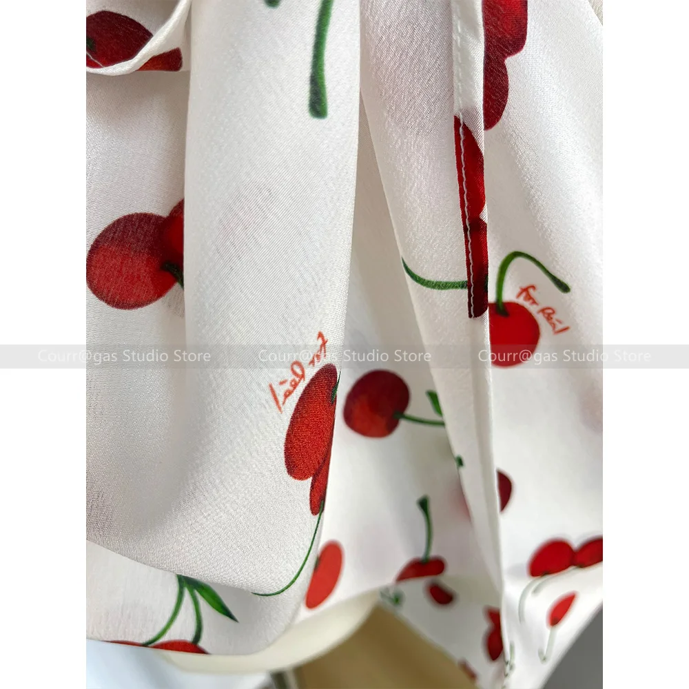 French niche fashion hottie sleeveless white V-neck silk cherry dress short female