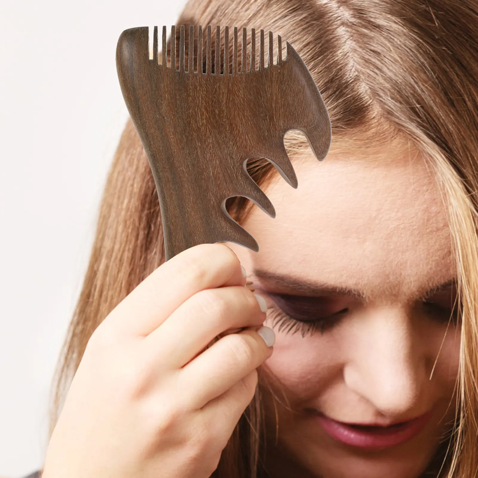 

Премиальная расческа-массажер из сандалового дерева с широкими зубьями для улучшения кровообращения и снятия головной боли, портативная деревянная расческа для женщин