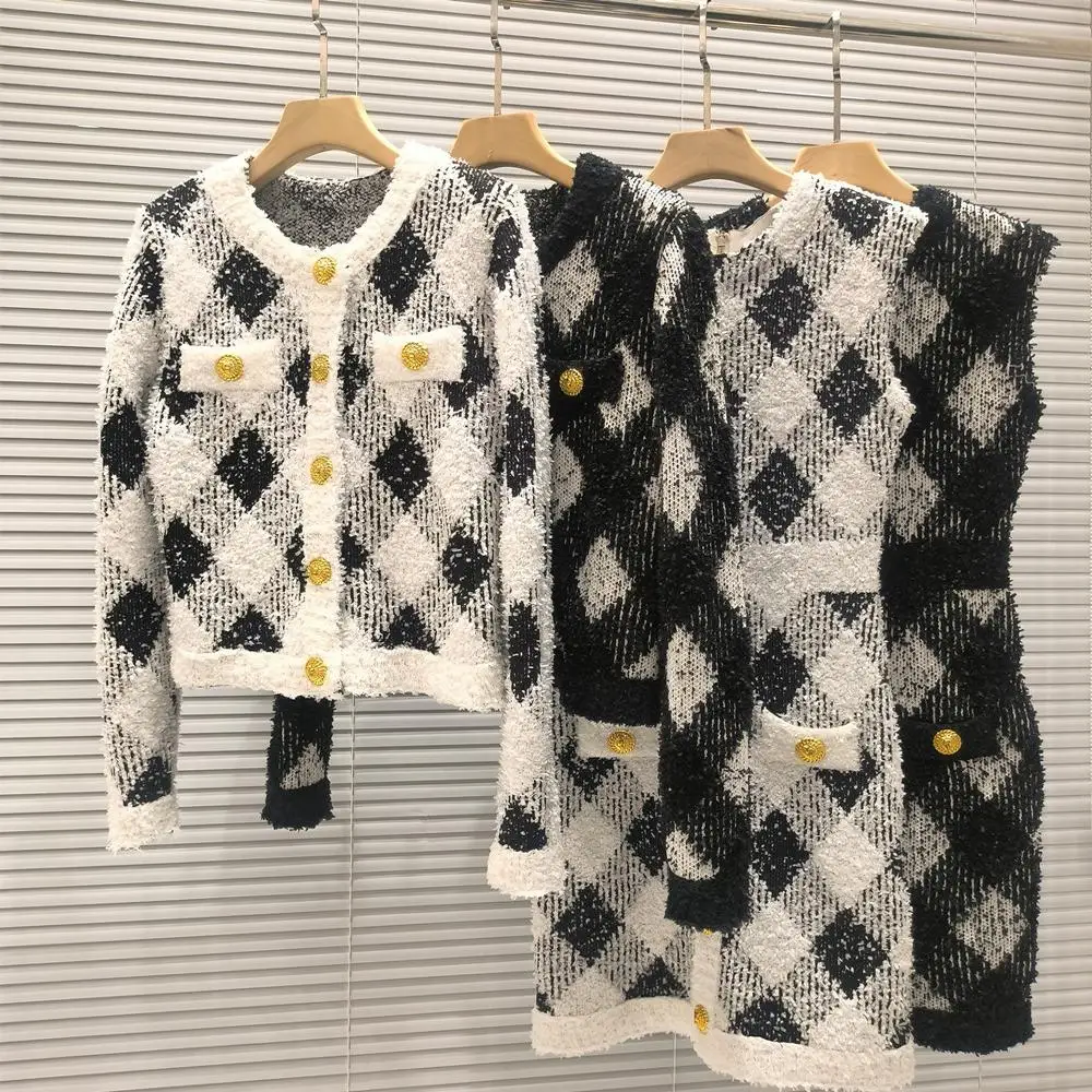

High-End Version Paris B@ Autumn Winter Plaid Gold Button round Ne Knitted Coat Top Women's Faion Ele Sle Sweater