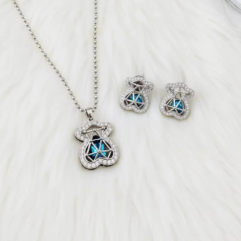 

3pcs Elegant Vintage Jewelry Set for Women Zircon Hollowed Out Bear Necklace Shiny Crystal Choker Bridal Wedding Earrings Party