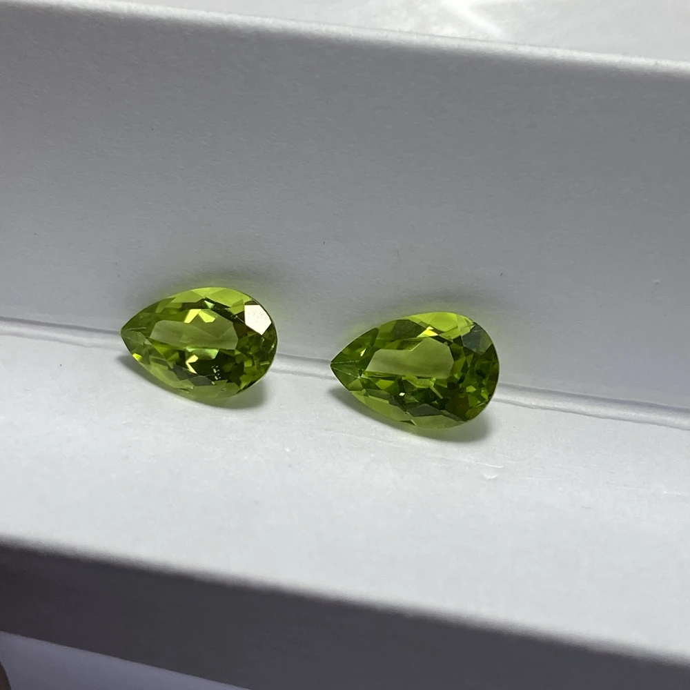 Pear Cut 6x9mm 1.3 Carat 100% Original Stone Green Peridot Gemstone for Earring Jewelry Making