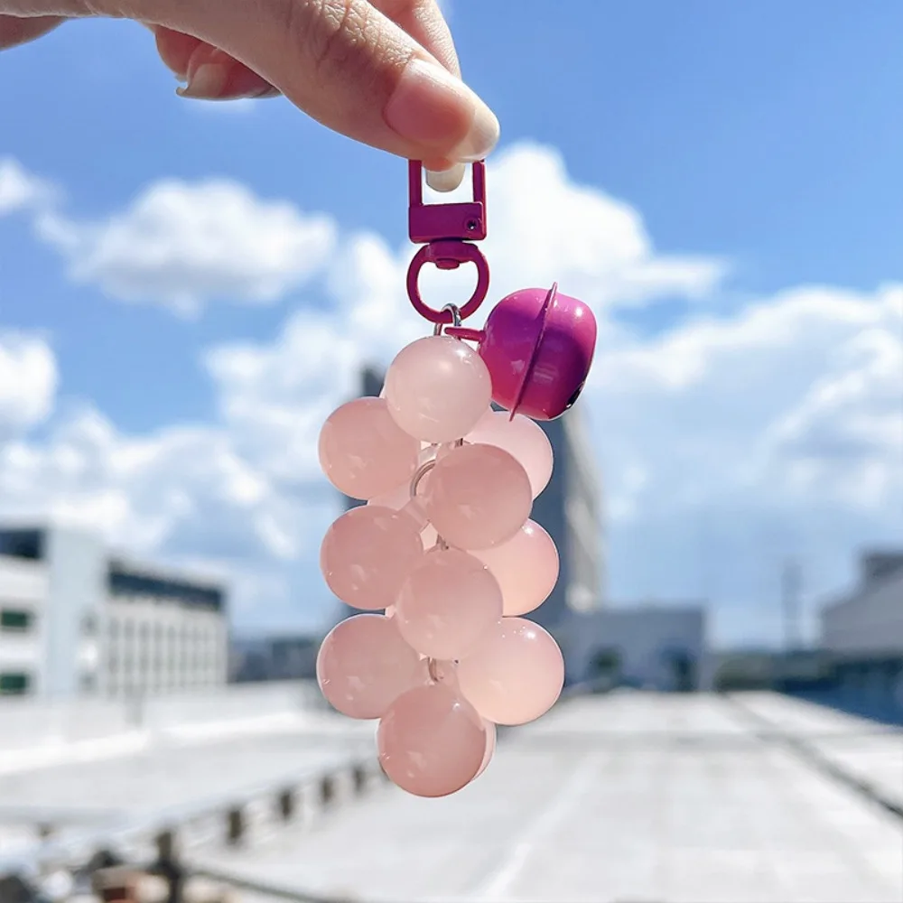 UV-Sensitive Grape Key Chain Candy-Colored Color-Shifting Beaded Bag Charm Lightweight Fruit-Shaped UV Changing Pendant Teens
