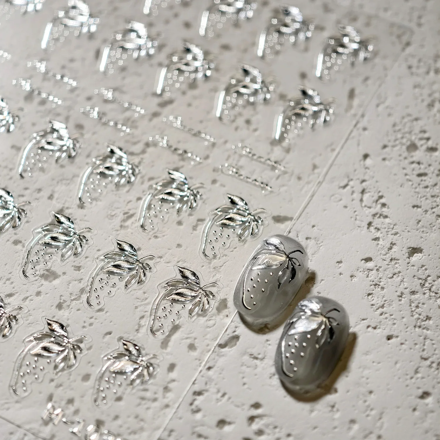 Goud stempelen Zilver Aardbei Lijn Uitspraak Engelse Letter Chic 5D Zelfklevende Nail Art Stickers Manicure Decals Decoraties