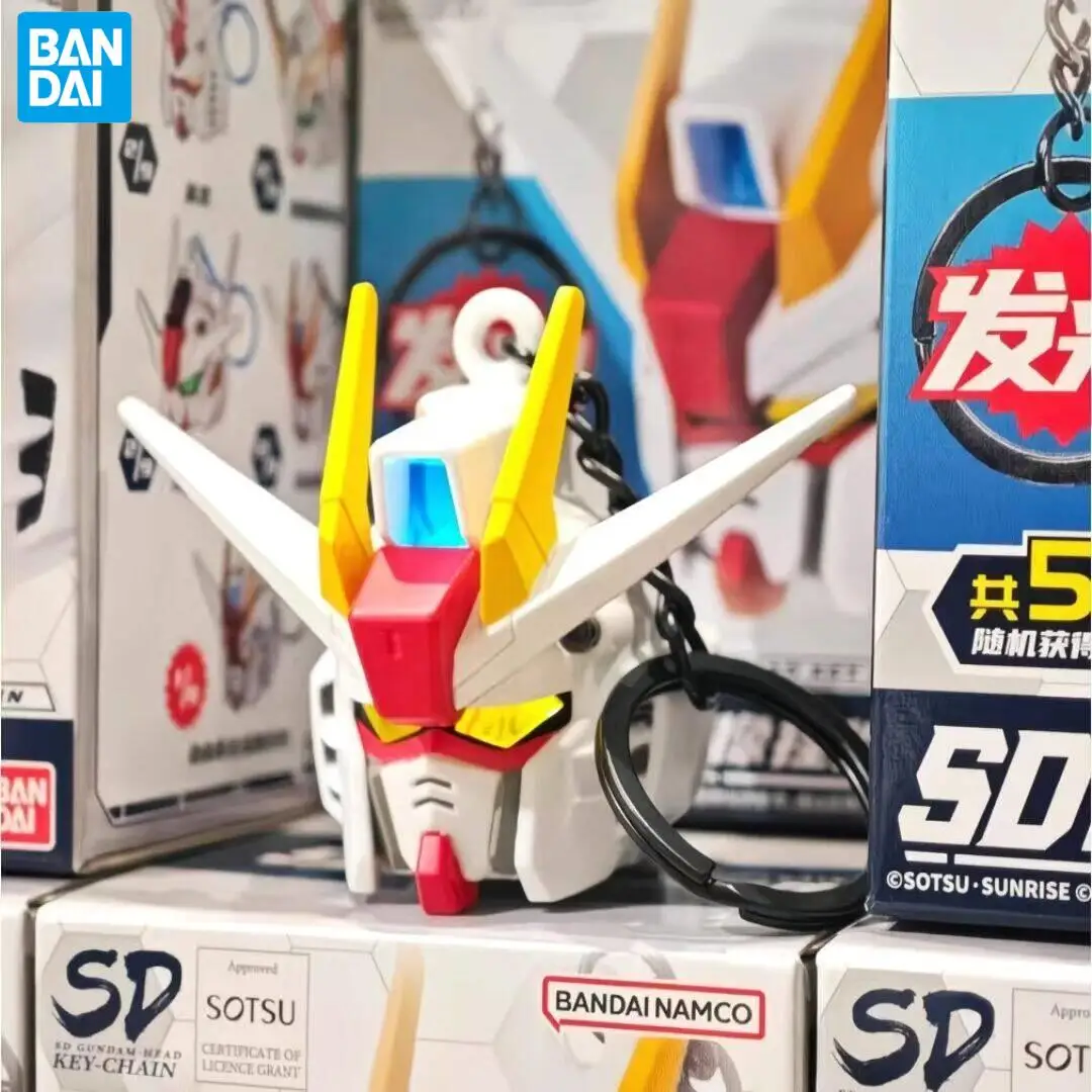 

Оригинальный брелок для ключей Bandai Sd Gundam, серия, модная слепая коробка, игрушки, мини-светящаяся статуя, брелок для ключей, сумка, подвесное украшение