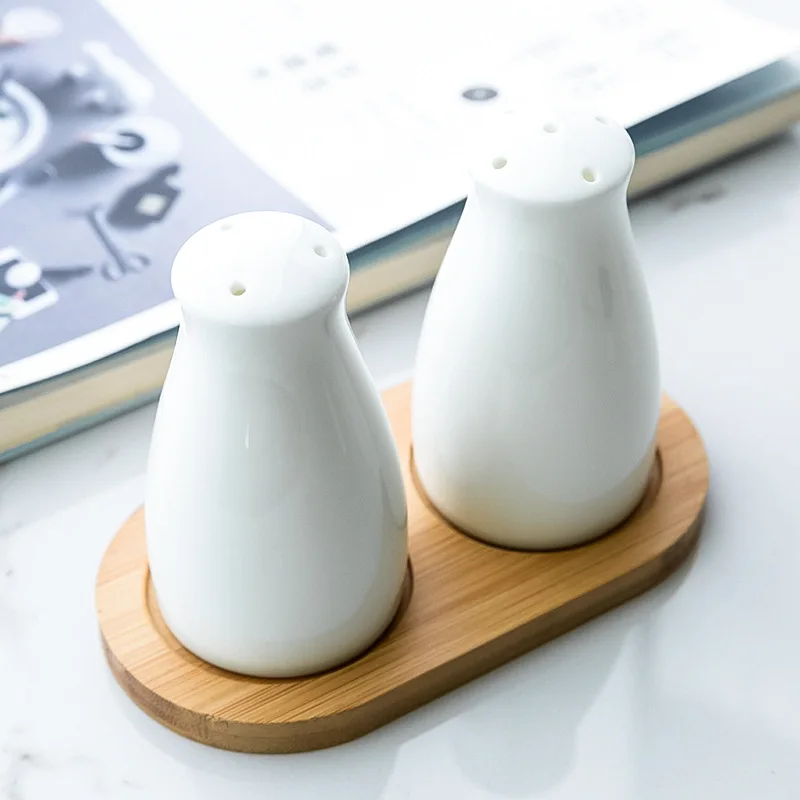 2 PCS Modern White Salt & Pepper Shakers,for Farmhouse Kitchen Table Décor, Ceramic Salt and Pepper Shakers Set with Bamboo Tray