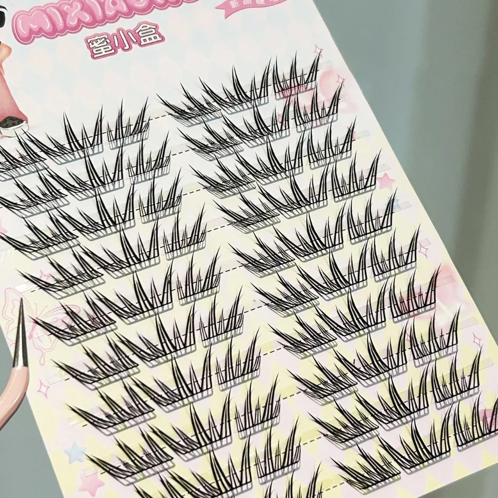 Ciglia finte per ragazze coreane fresche Ciglia finte naturali spesse arricciate Strumenti per il trucco delle ciglia a grappolo singolo autoadesive