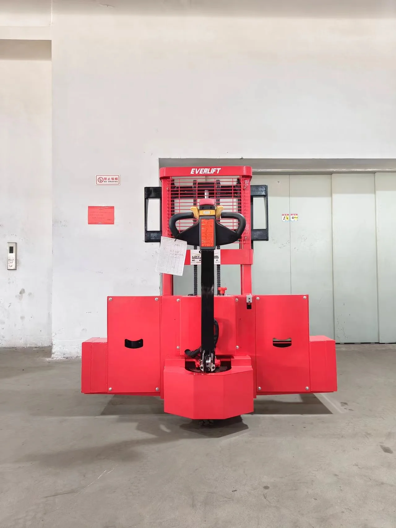 EVERLIFT Off- Road Stacker Forklift 1.0t 1.5t 2.0t 3300lbs 3m Mini Electric Pallet Lift Walkie Stacker All Terrain Rough Stacker