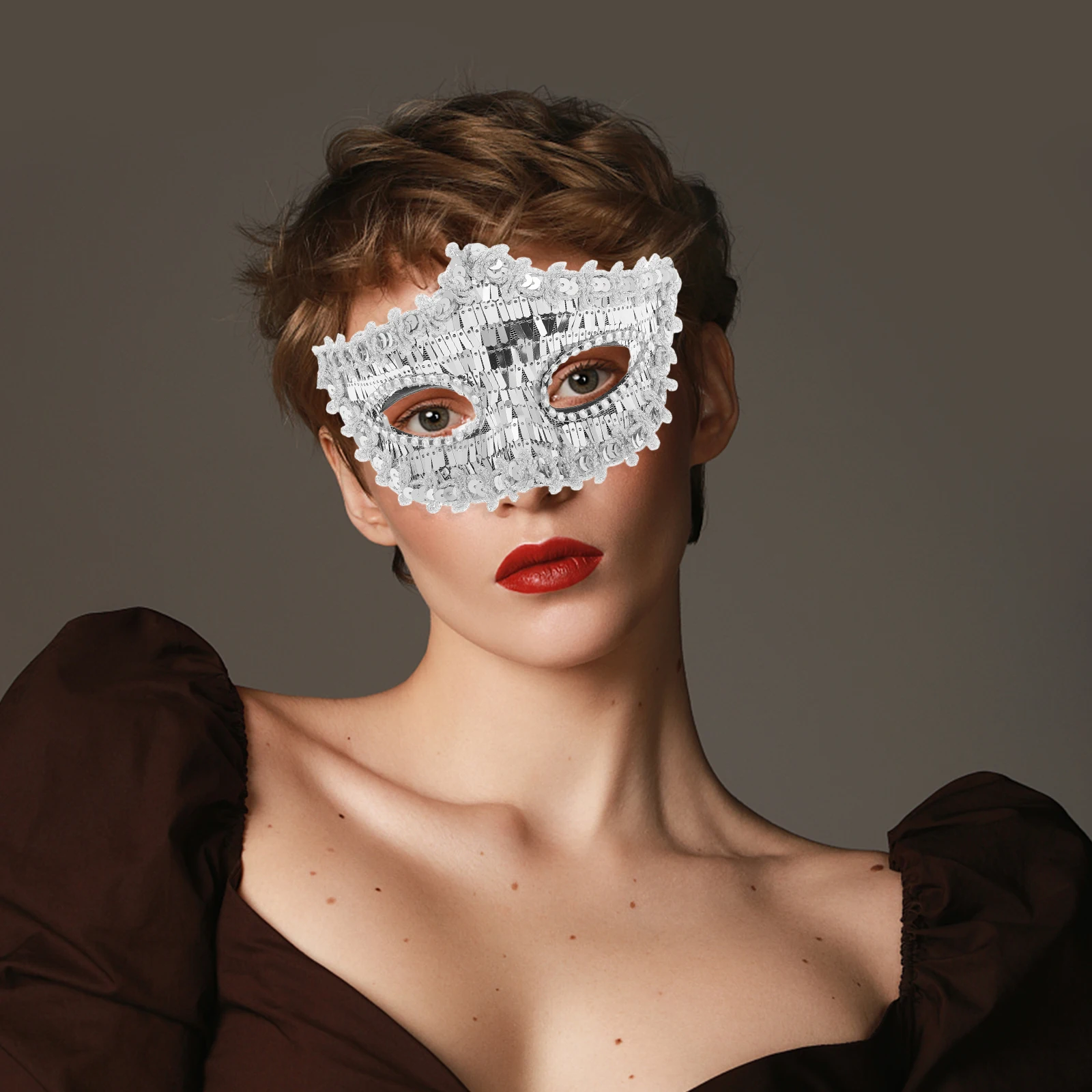 

Glow Vintage Half Face Mask Costume Silver Glitter Masquerade Mask For Women Party Prom Carnival Mardi Gras Halloween Festival