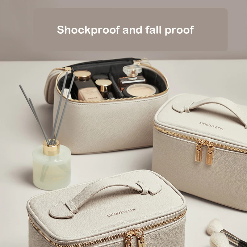 Large Capacity Travel Cosmetic Bag for Women,PU Leather Waterproof Portable with Handle and Divider,Hanging Travel Toiletry Bag
