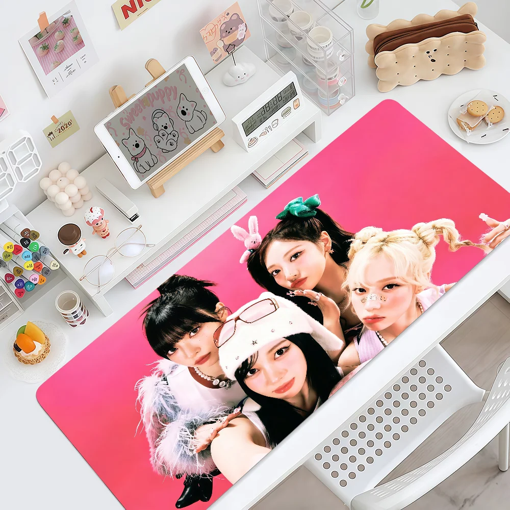 Hot Kpop A-aespa Fashion Mouse Pad Large Non-slip Lockedge Desktop Computer Desk Mat Keyboard MousePad Office Gamer Fans Student